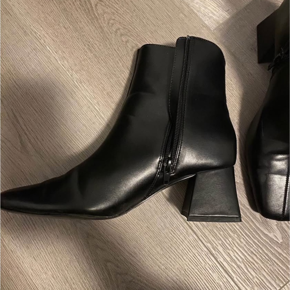 Chinese Laundry Black Boots